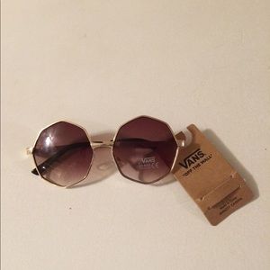 Vans “Off The Wall” GoldenGal Sunglasses